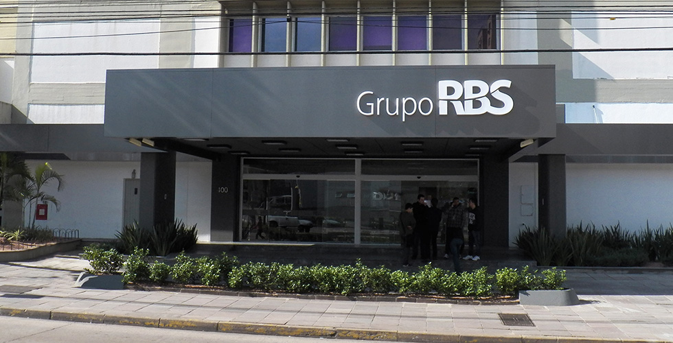 Fachada em ACM do Grupo RBS